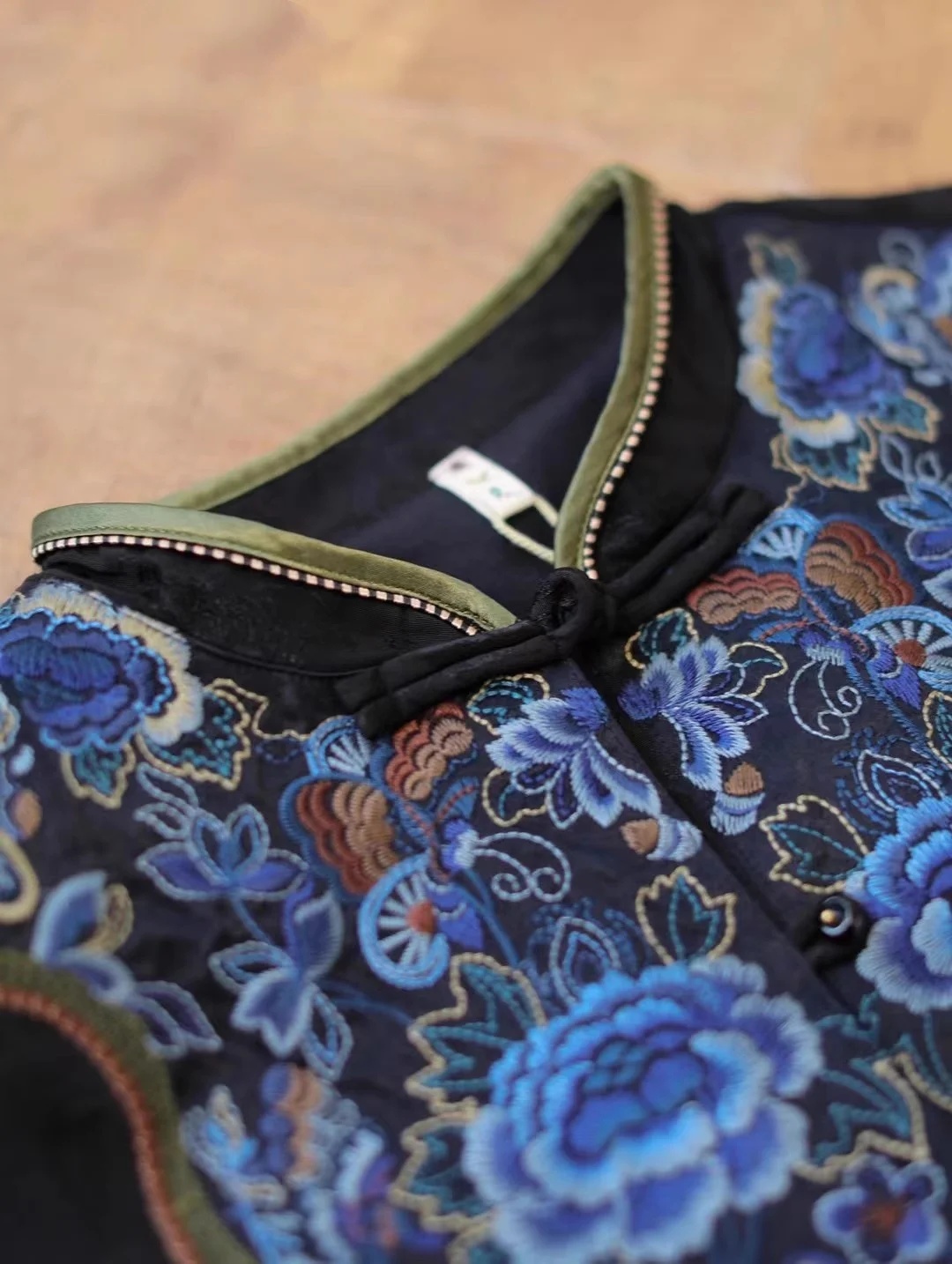 Luxury spring blouse for women - Embroidery On Black Shirt ulasan dan harga