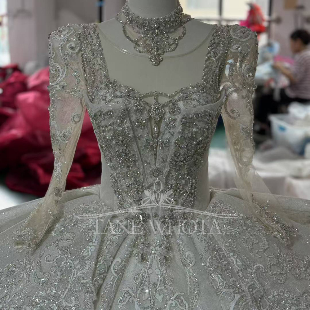 Crystal Sequined Bridal Dress  - Embroidery Organza ulasan dan harga